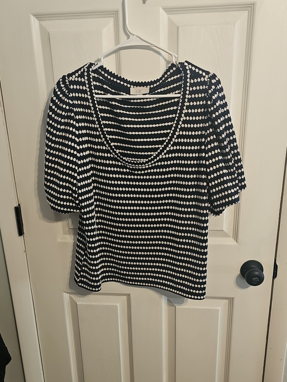 LOFT Black & White Scoop Neck Short Sleeve Top